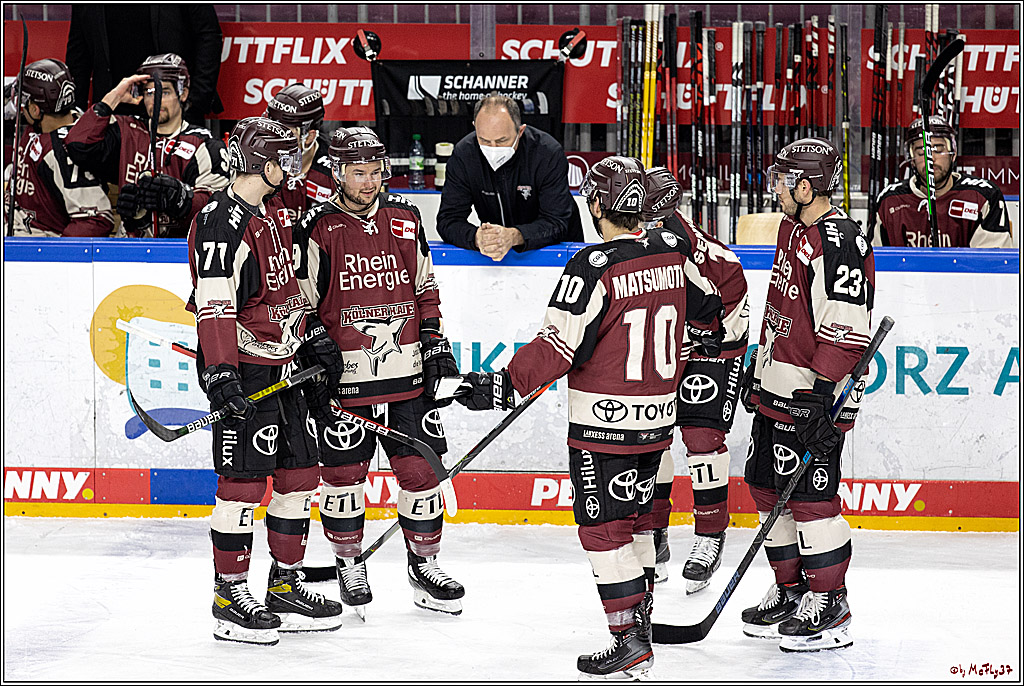 PENNY DEL;  Koelner Haie - Straubing Tigers; Koeln, 14.04.2021